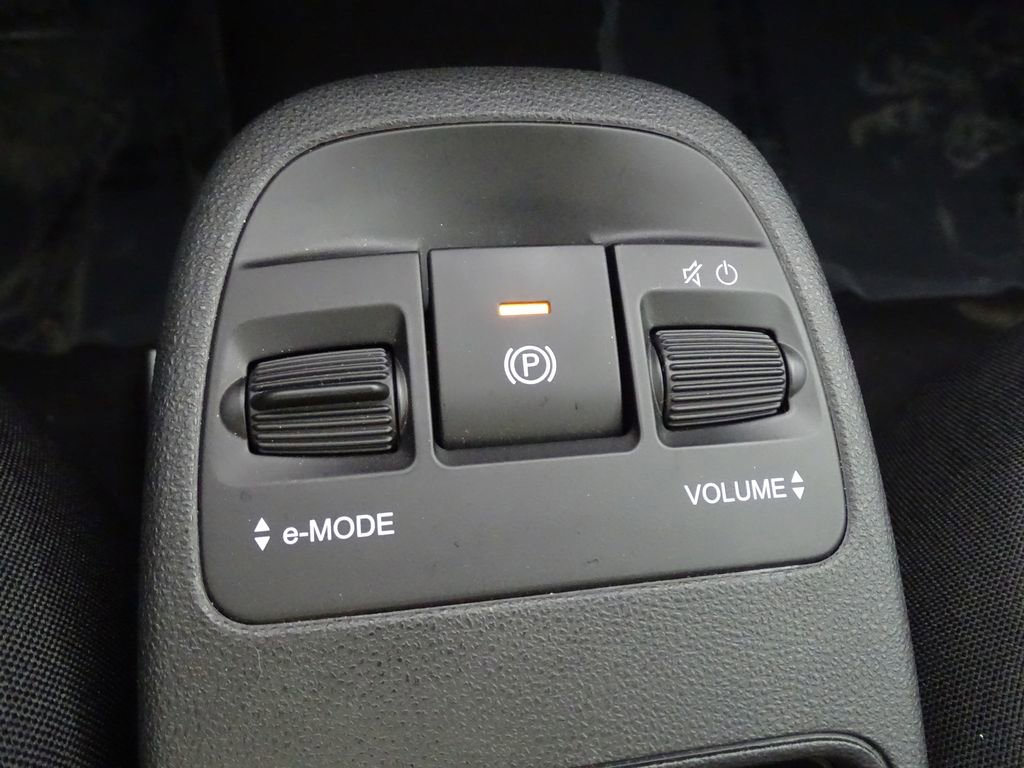 Used 2024 FIAT 500 e (RED) image 36