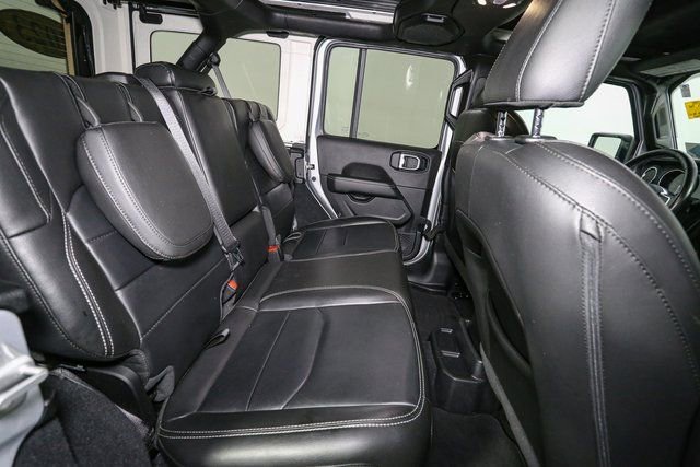 Used 2023 Jeep Wrangler Unlimited Sahara w/ Cold Weather Group image 19