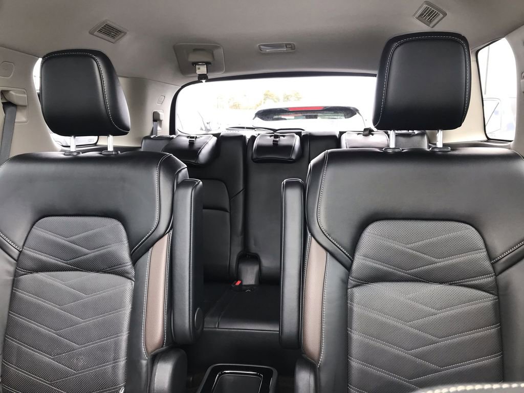Used 2024 Nissan Pathfinder Platinum FWD image 23