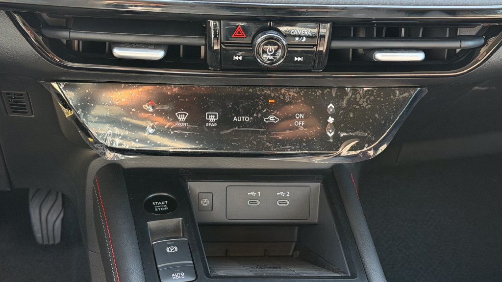 New 2026 Nissan Kicks SR FWD image 25