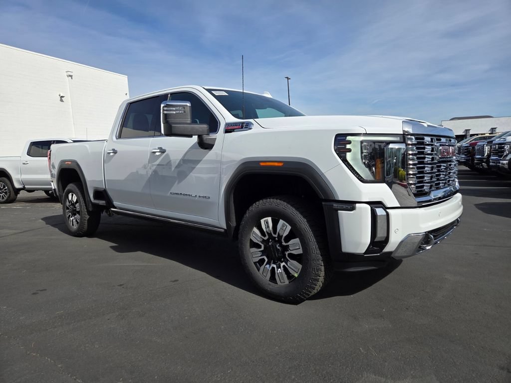New 2026 GMC Sierra 2500 Denali w/ Denali Reserve Package AWD/4WD image 1