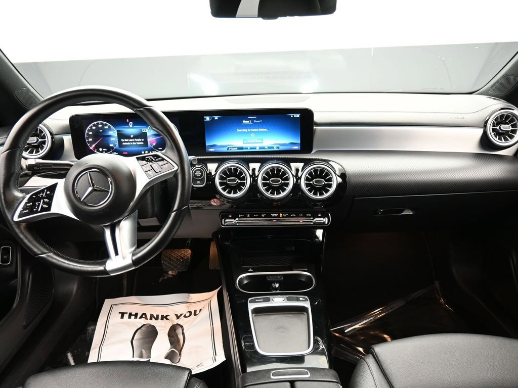 Used 2025 Mercedes-Benz CLA 250 4MATIC image 16
