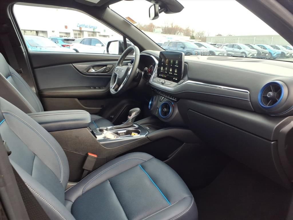 Certified 2023 Chevrolet Blazer RS w/ Enhanced Convenience Package image 19