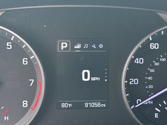 Used 2018 Hyundai Elantra Value Edition FWD image 12