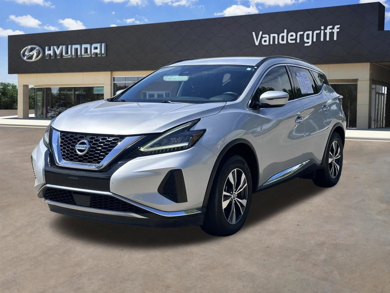 Used 2020 Nissan Murano SV FWD image 2