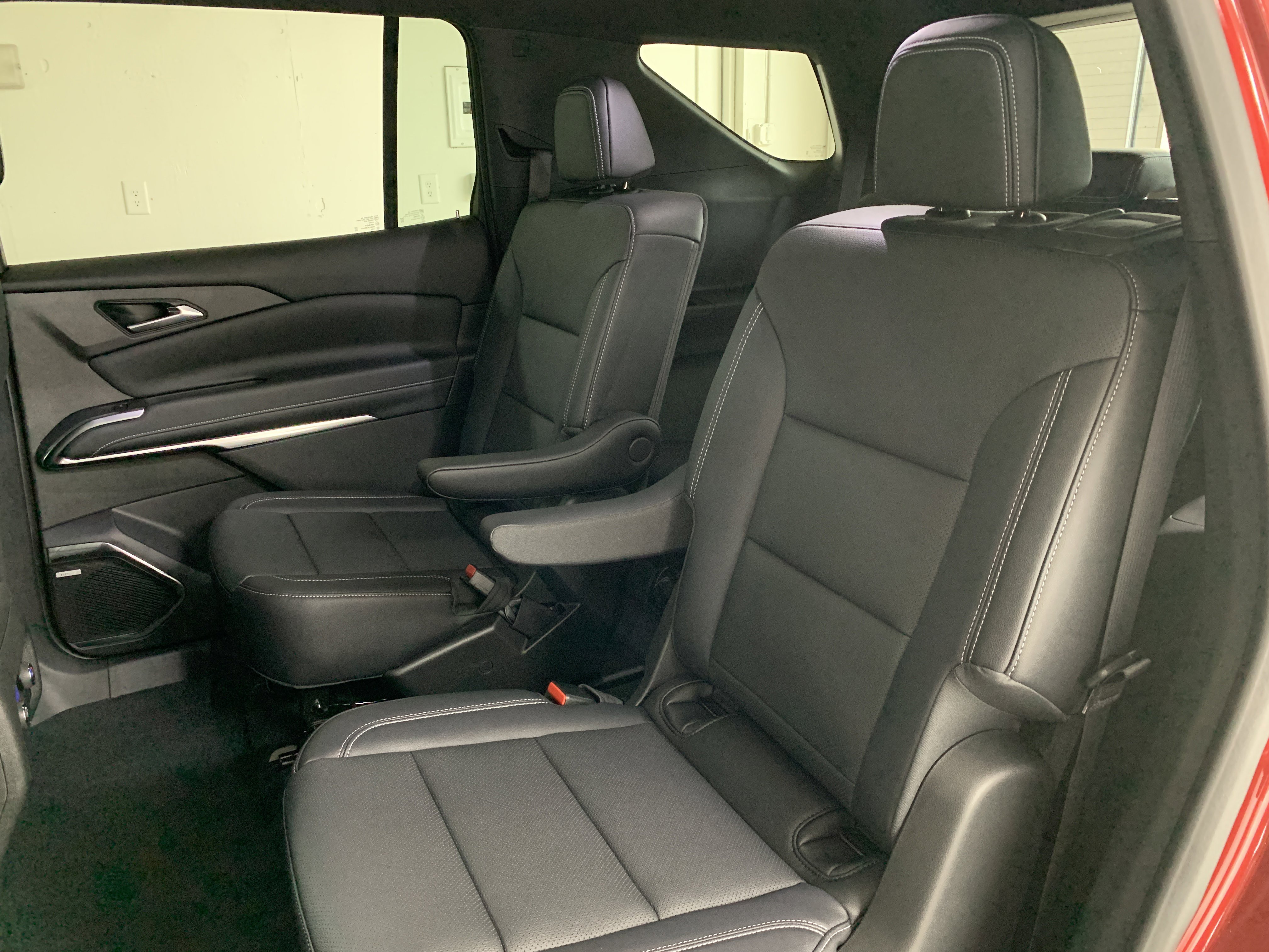 New 2025 Chevrolet Traverse LT w/ Enhanced Driving Package image 41