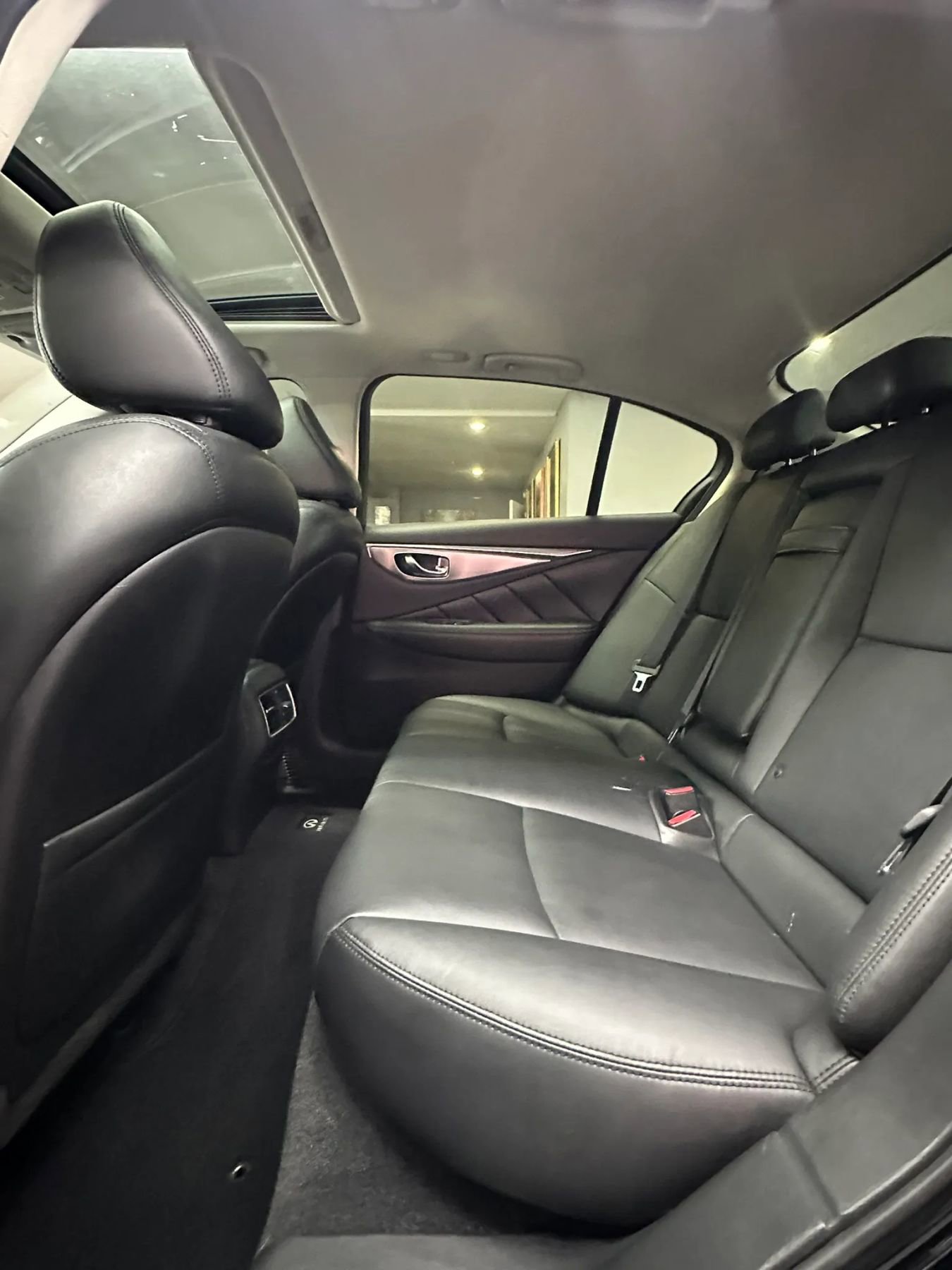 Used 2015 INFINITI Q50 Premium w/ Navigation Package RWD image 24