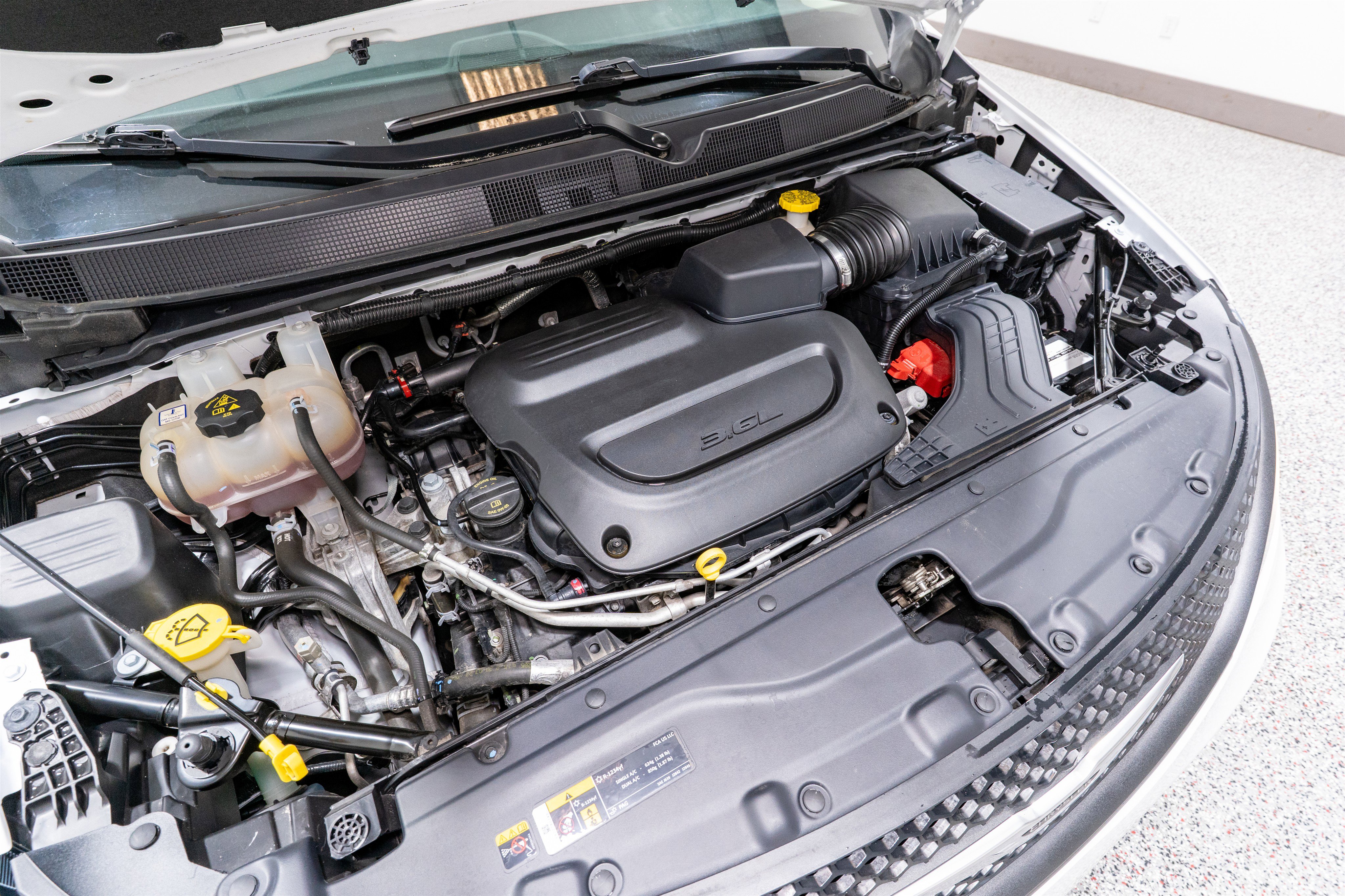 Used 2023 Chrysler Voyager LX FWD image 32