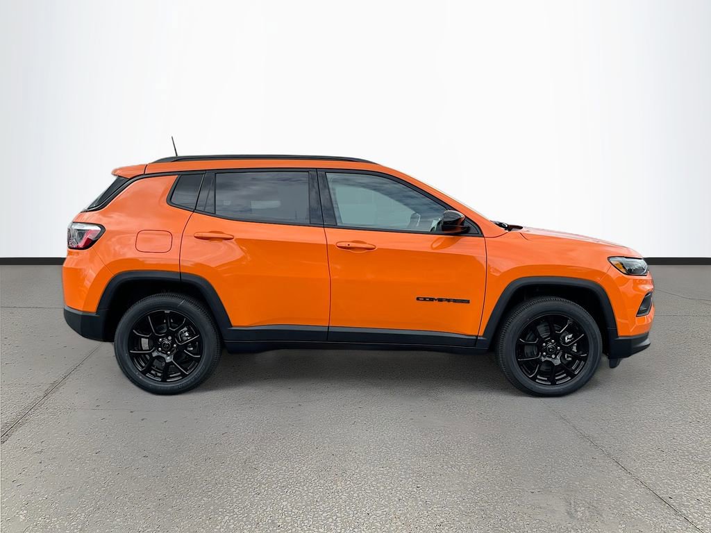 New 2026 Jeep Compass Latitude image 8