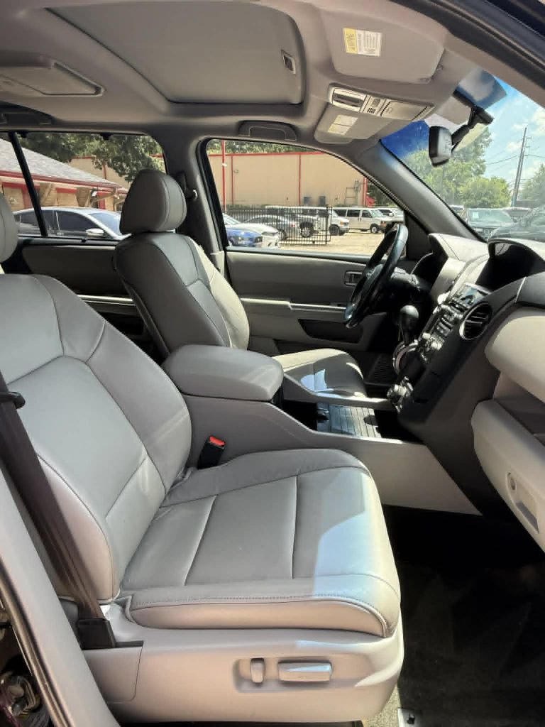 Used 2015 Honda Pilot Touring image 11