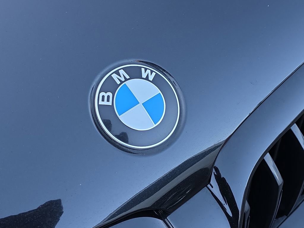 Used 2022 BMW 530i w/ M Sport Package RWD image 18