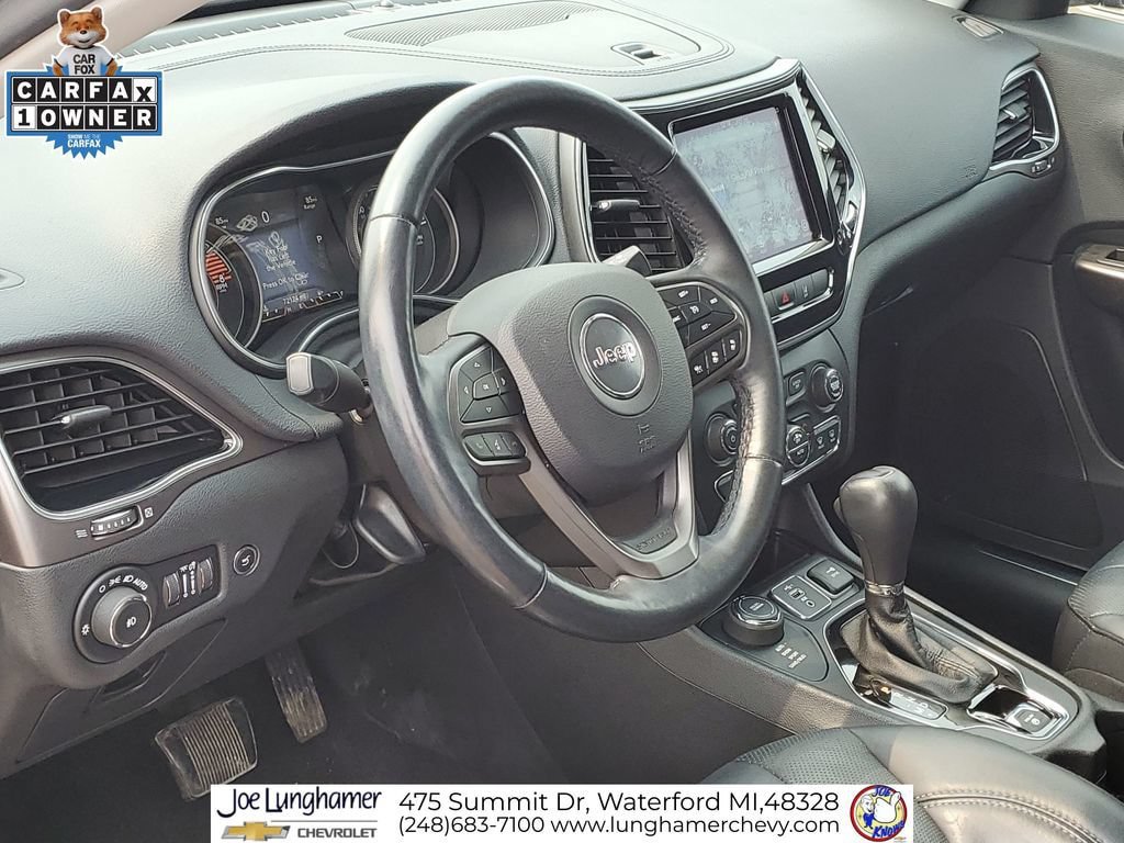 Used 2019 Jeep Cherokee Limited w/ Technology Group AWD/4WD image 12