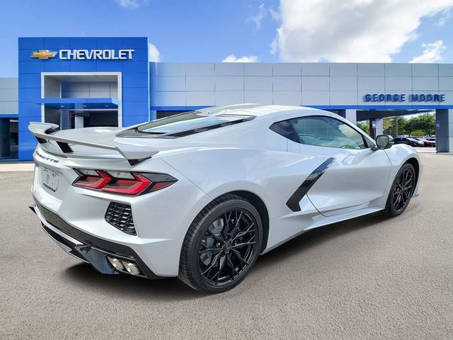 New 2026 Chevrolet Corvette Stingray Coupe w/ Z51 Performance Package RWD image 4