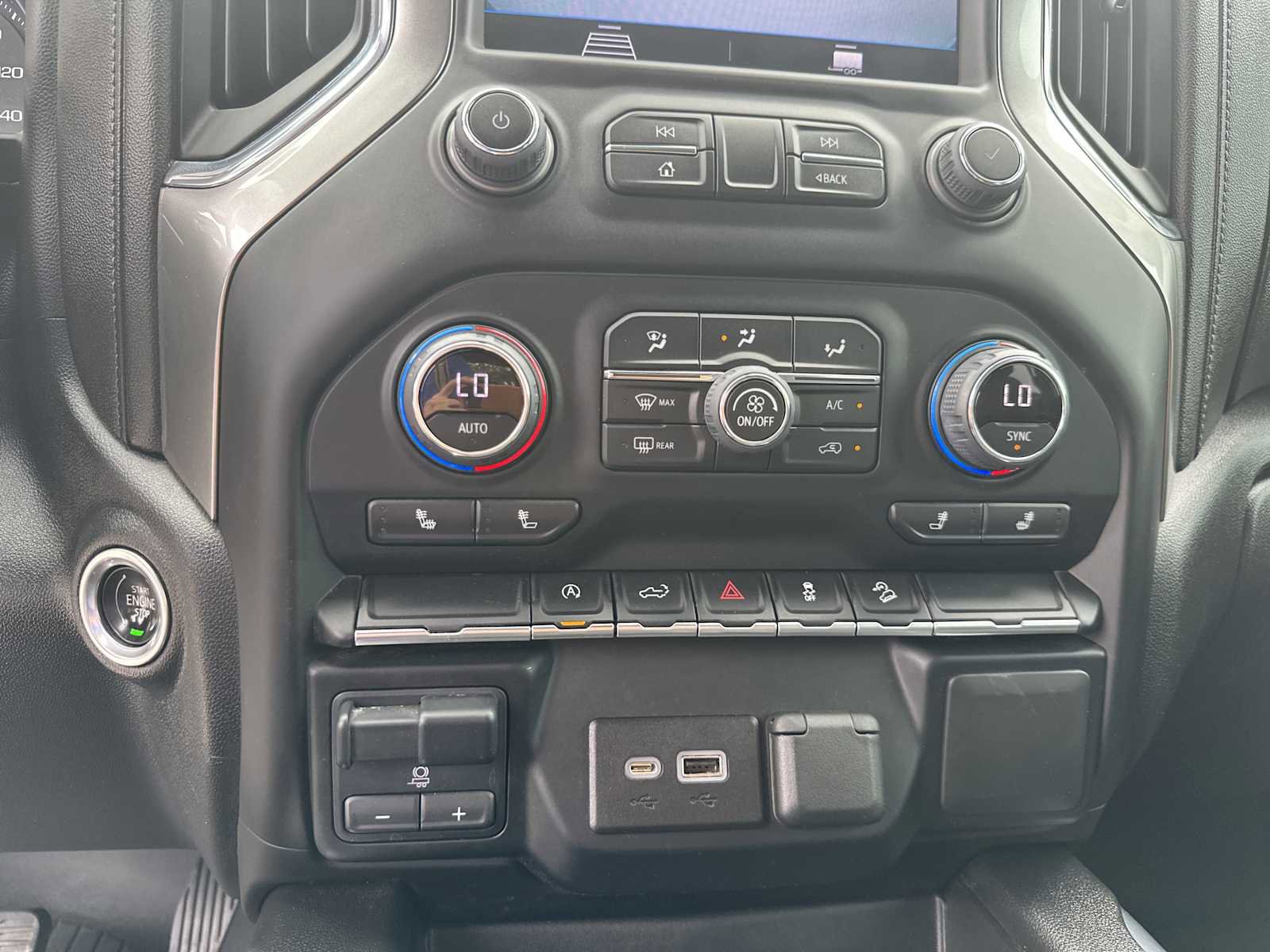 Used 2022 Chevrolet Silverado 1500 RST AWD/4WD image 22