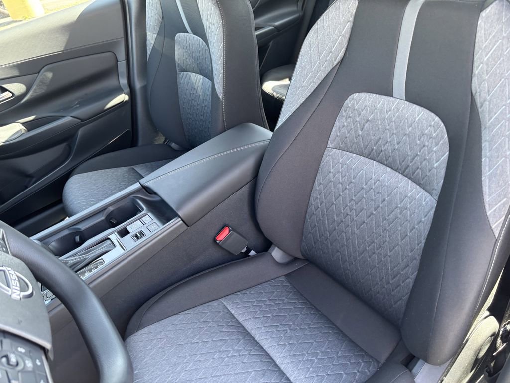 New 2026 Nissan Sentra SV w/ Floor Mat Package FWD image 15