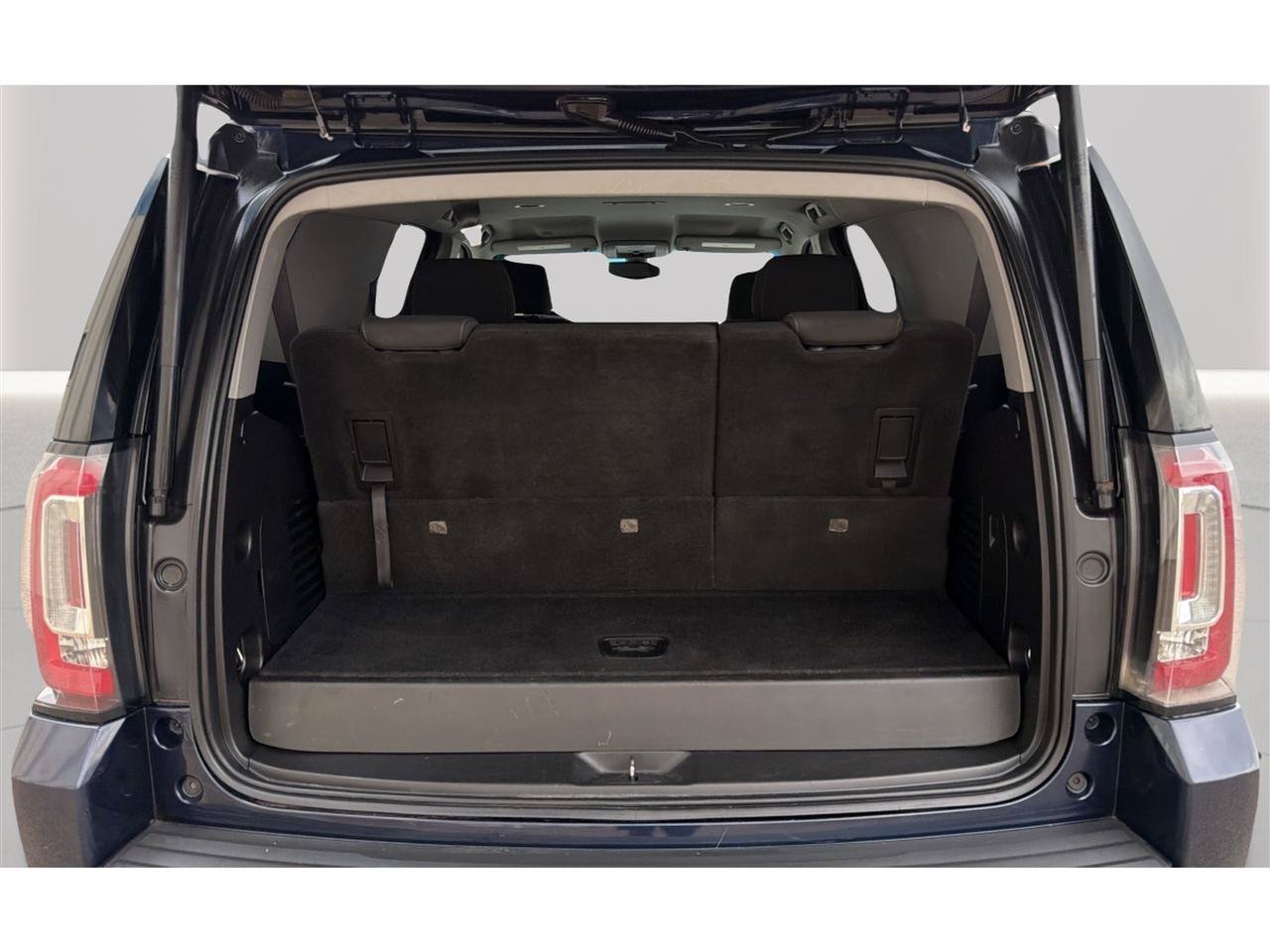Used 2018 GMC Yukon SLE w/ SLE Value Package AWD/4WD image 30