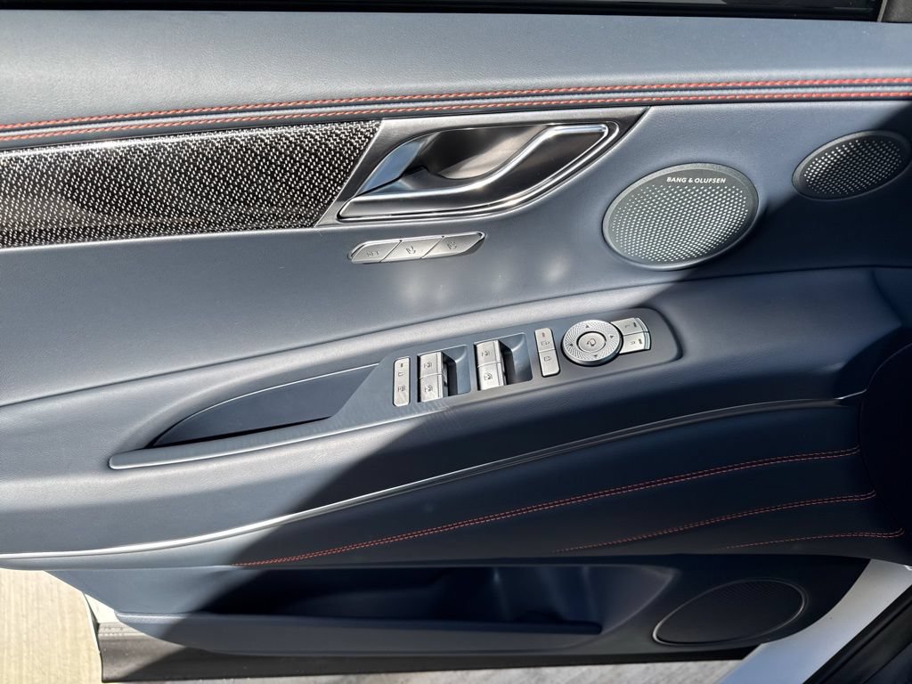 New 2026 Genesis GV80 3.5T e-SC AWD/4WD image 17