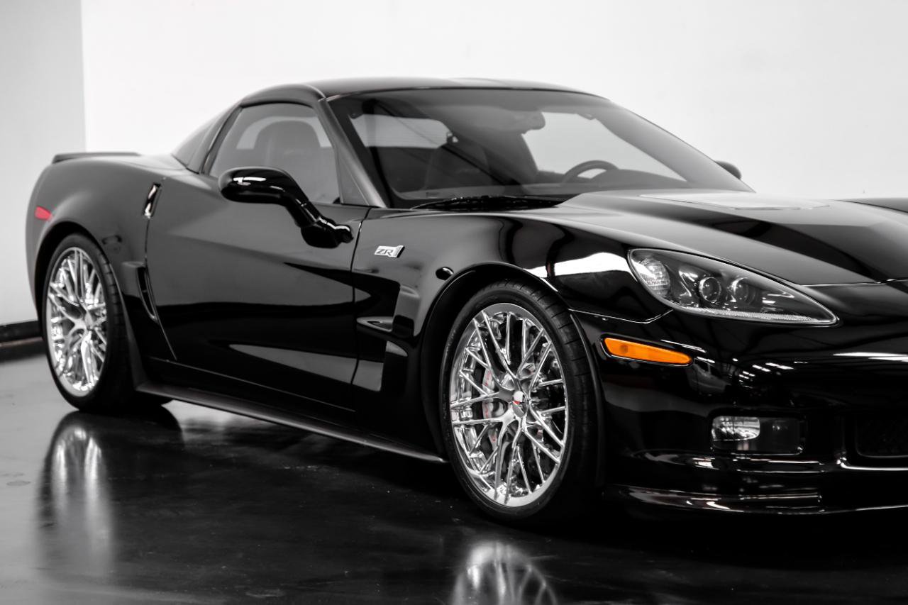 Used 2013 Chevrolet Corvette ZR1 w/ 3ZR Preferred Equipment Group RWD image 5