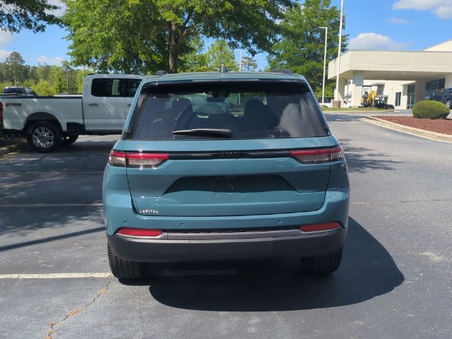 New 2026 Jeep Grand Cherokee Limited w/ Limited Altitude Package RWD image 4