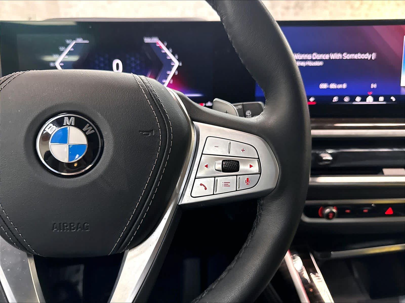 Used 2026 BMW X7 xDrive40i w/ Premium Package AWD/4WD image 22