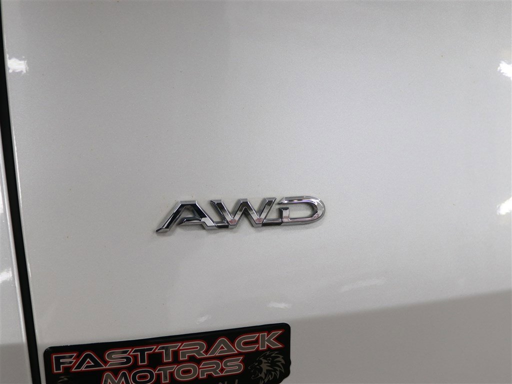 Used 2024 Toyota Grand Highlander XLE image 8