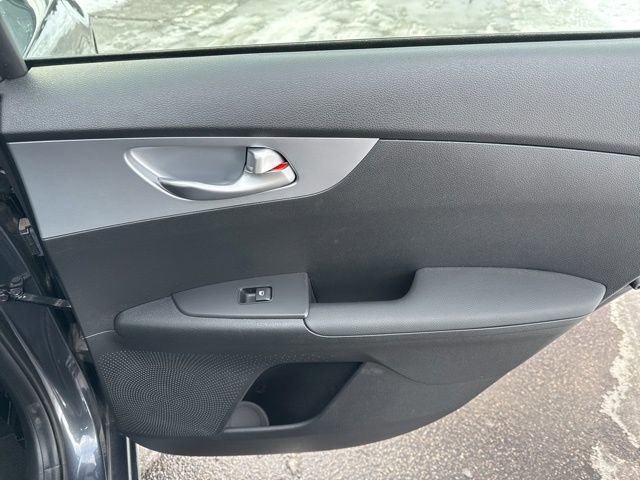 Used 2023 Kia Forte LXS w/ LXS Technology Package image 41