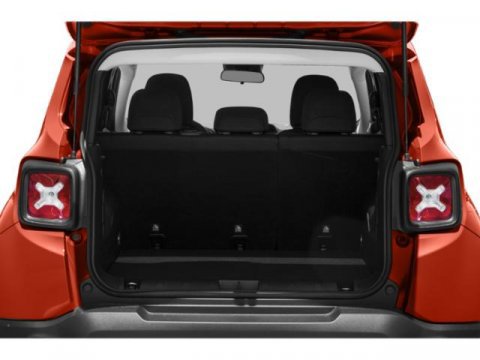 Used 2020 Jeep Renegade Latitude w/ Cold Weather Group image 14