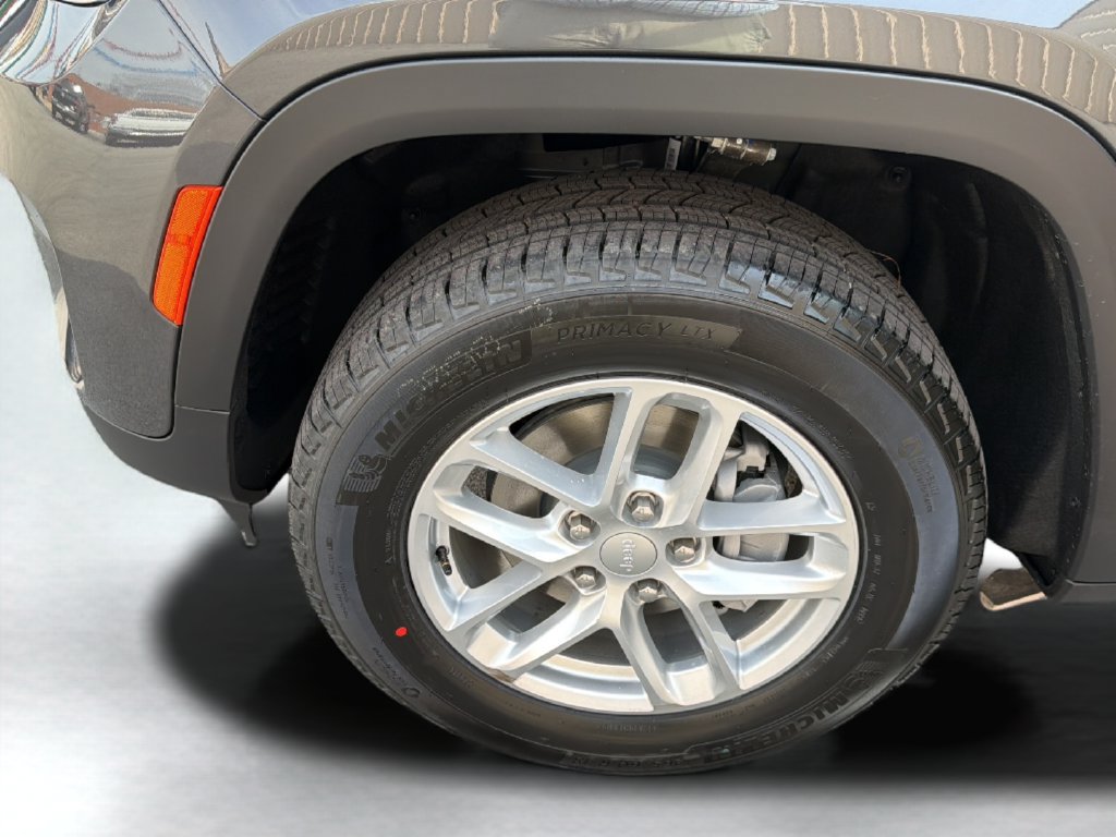 New 2026 Jeep Grand Cherokee Laredo X AWD/4WD image 31
