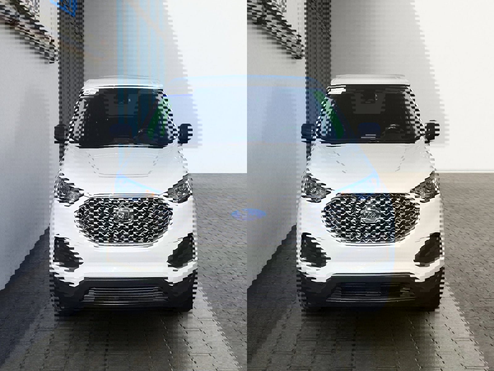 Certified 2024 Ford Edge SE image 8