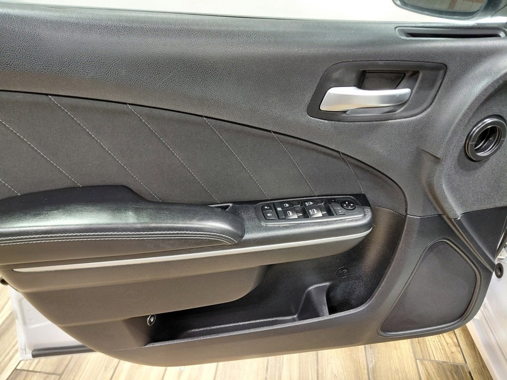 Certified 2019 Dodge Charger SXT w/ Cold Weather Package image 46