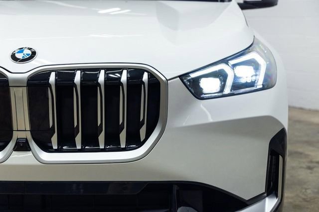 Used 2025 BMW X1 xDrive28i AWD/4WD image 7