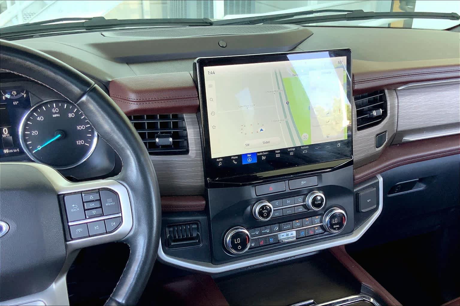 Certified 2022 Ford Expedition Limited AWD/4WD image 6