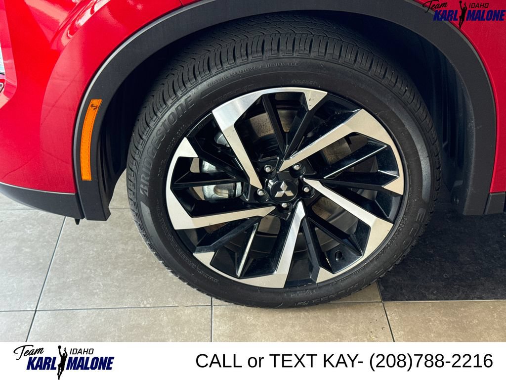Used 2025 Mitsubishi Outlander SE AWD/4WD image 8