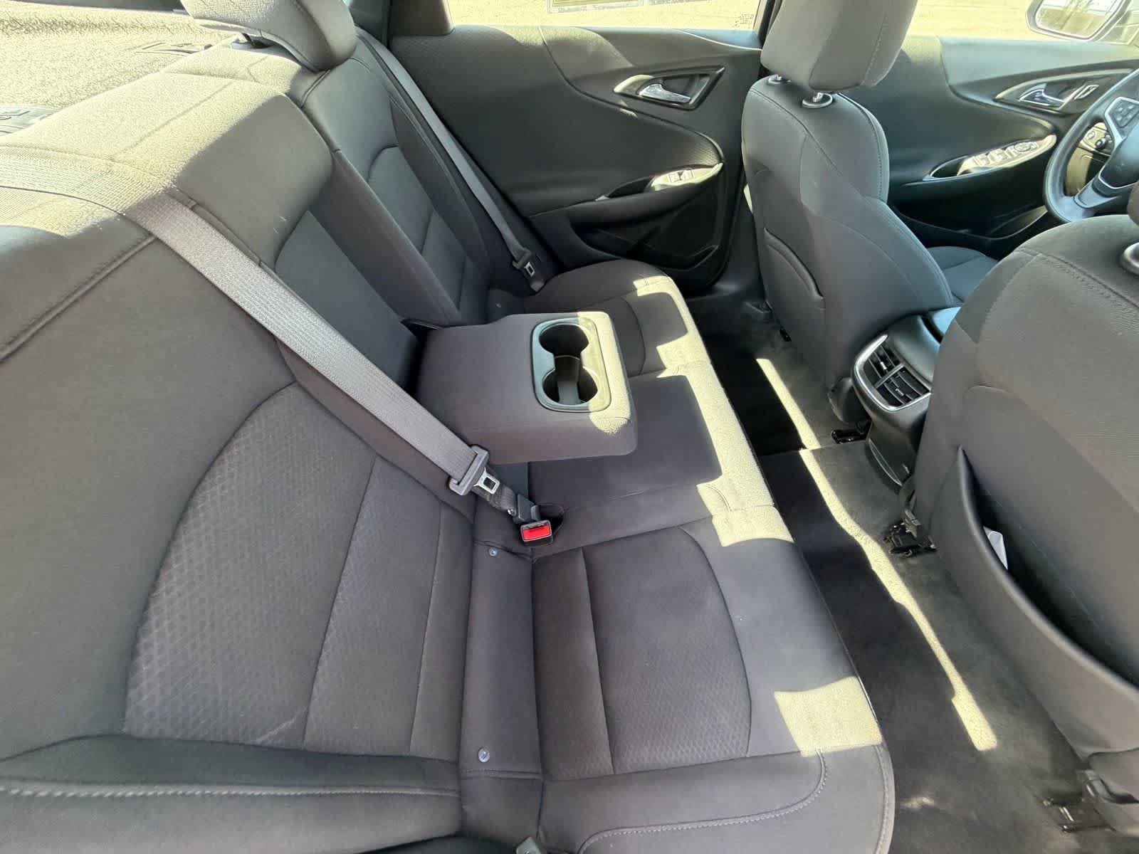 Used 2022 Chevrolet Malibu LT FWD image 11