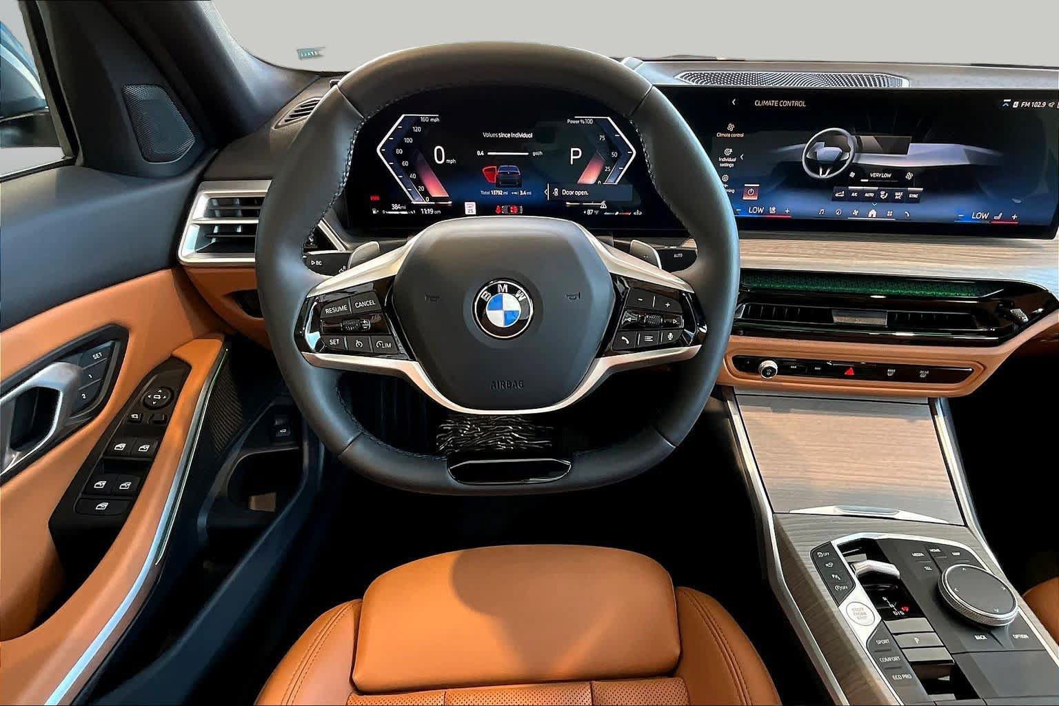 Used 2025 BMW 330i Sedan RWD image 5