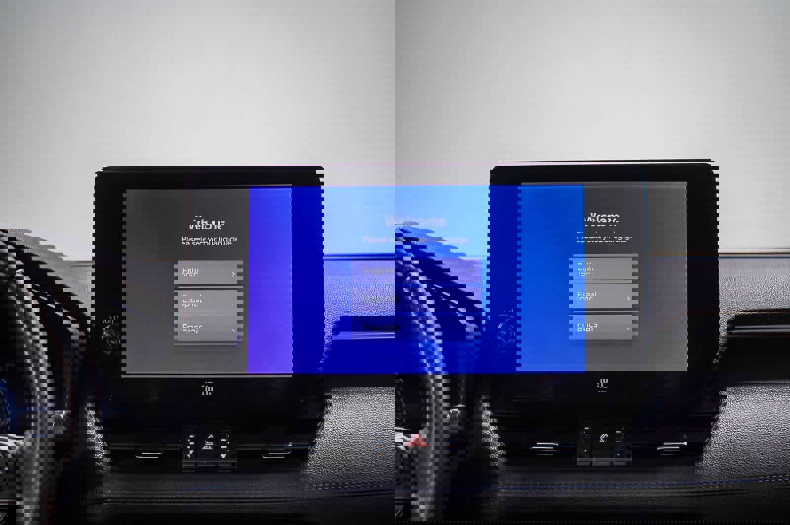 Used 2024 Toyota RAV4 XSE w/ Advanced Technology Package image 15