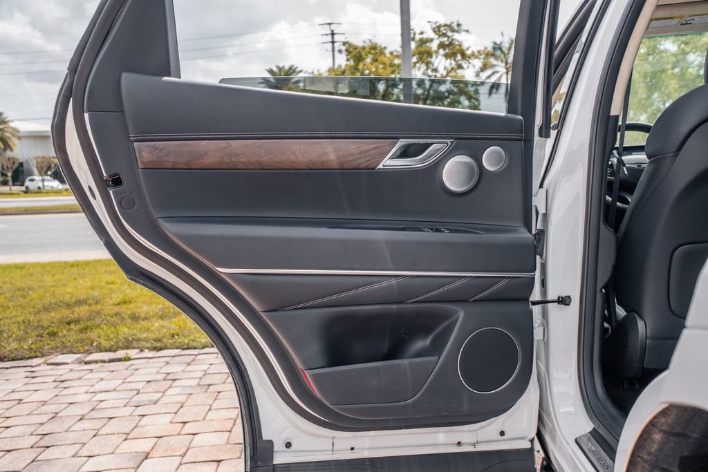 Used 2025 Genesis GV80 3.5T Prestige image 34