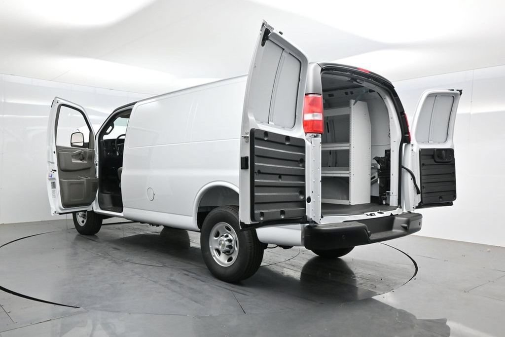 New 2026 Chevrolet Express 2500 w/ Driver Convenience Package RWD image 49