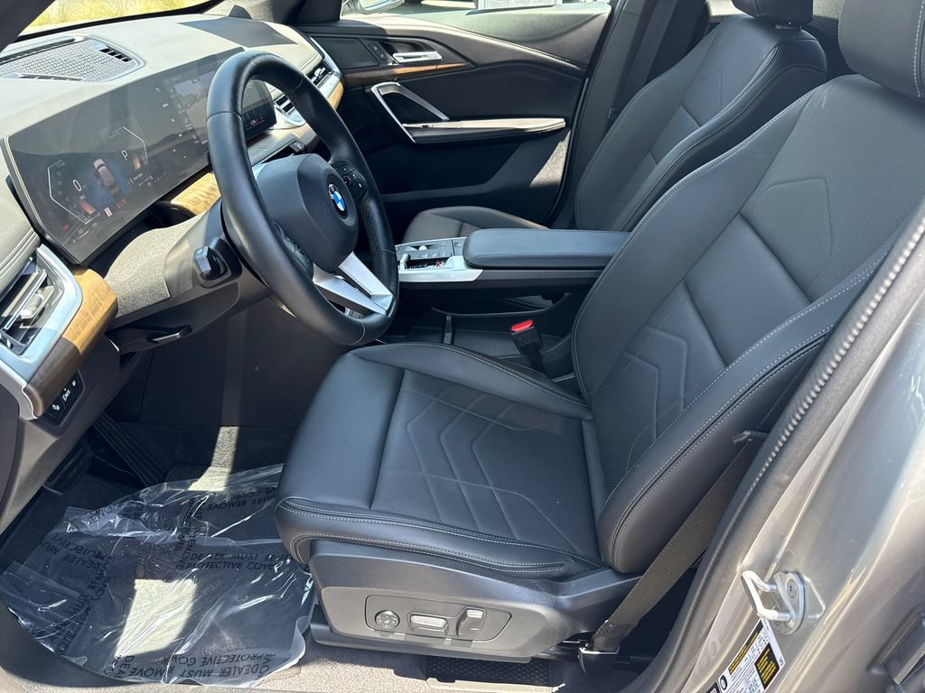 Used 2025 BMW X1 xDrive28i AWD/4WD image 21