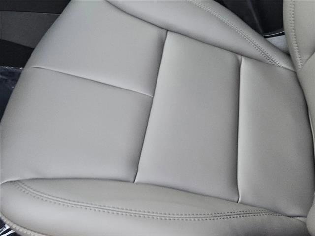 New 2026 Lincoln Corsair Premiere image 4