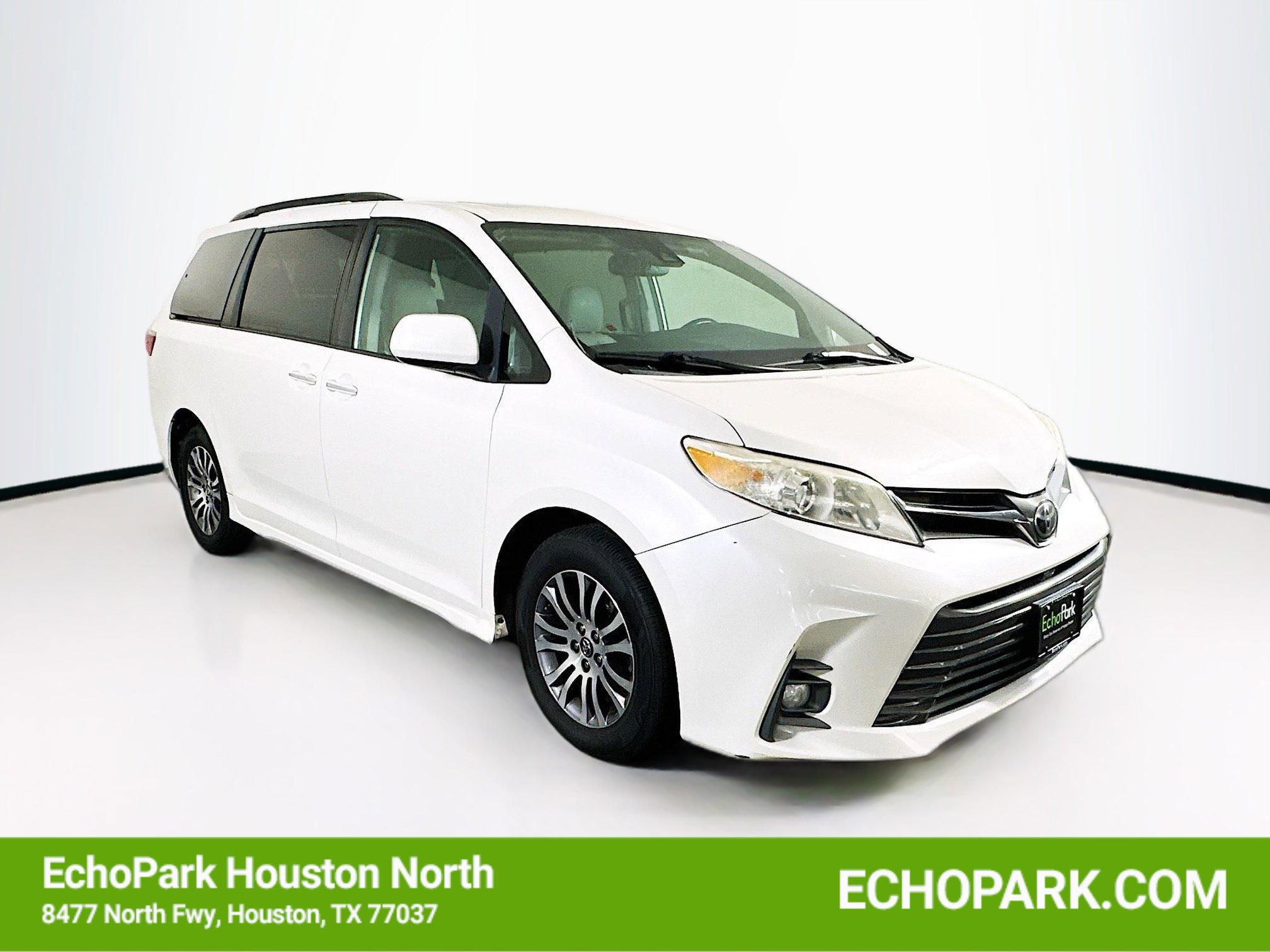 Used 2020 Toyota Sienna XLE