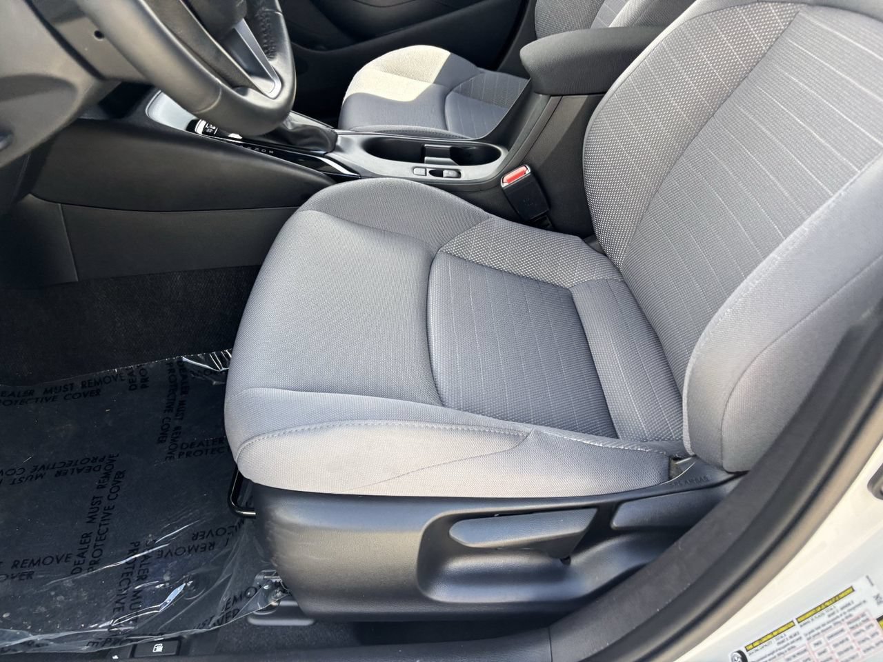 Used 2026 Toyota Corolla SE w/ Carpet Mat Package (TMS) FWD image 18