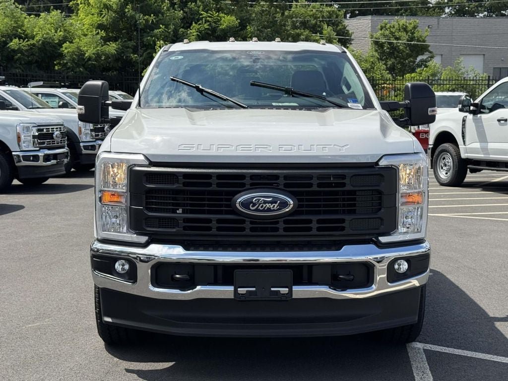 New 2026 Ford F350 XL w/ FX4 Off-Road Package AWD/4WD image 8