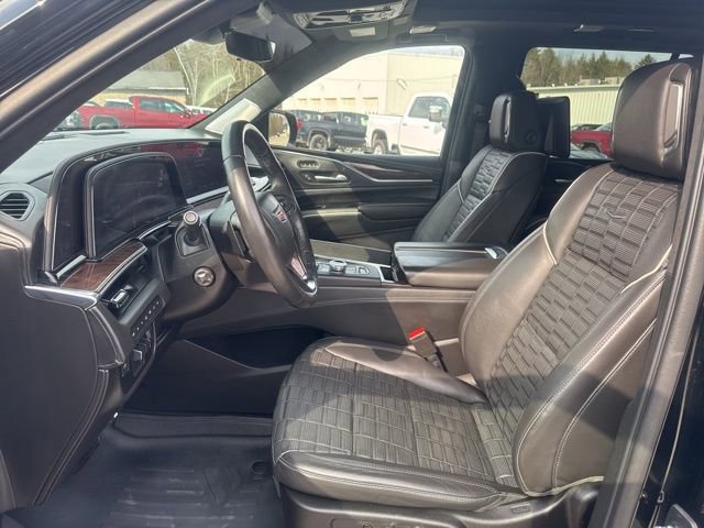 Used 2022 Cadillac Escalade Premium Luxury Platinum image 11