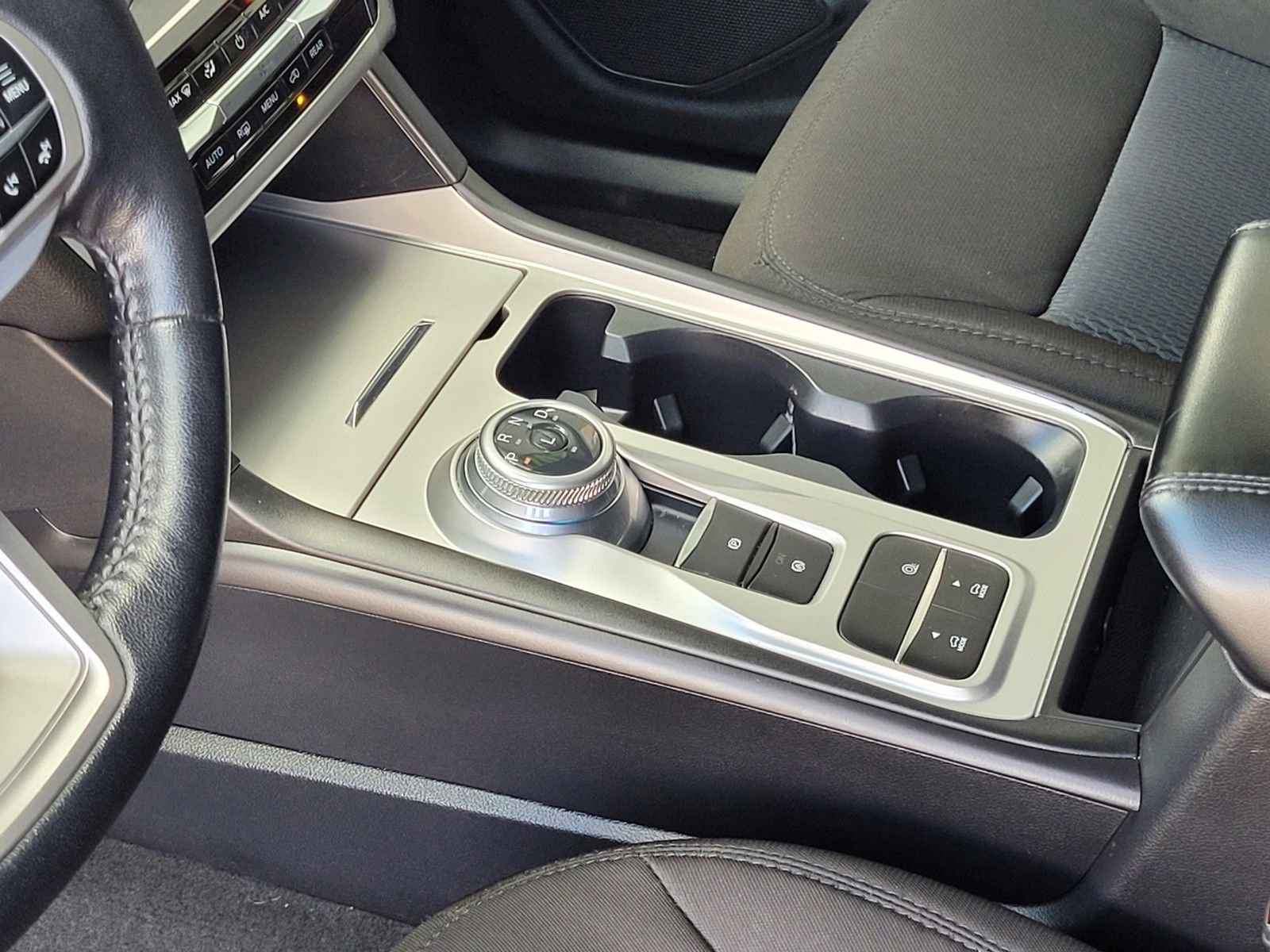 Used 2022 Ford Explorer XLT image 20