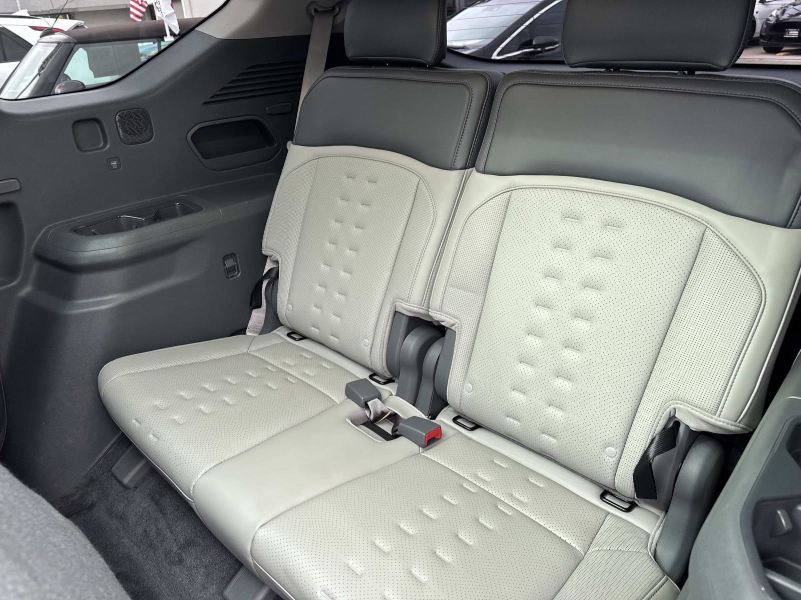 Used 2026 Kia EV9 Wind AWD/4WD image 14