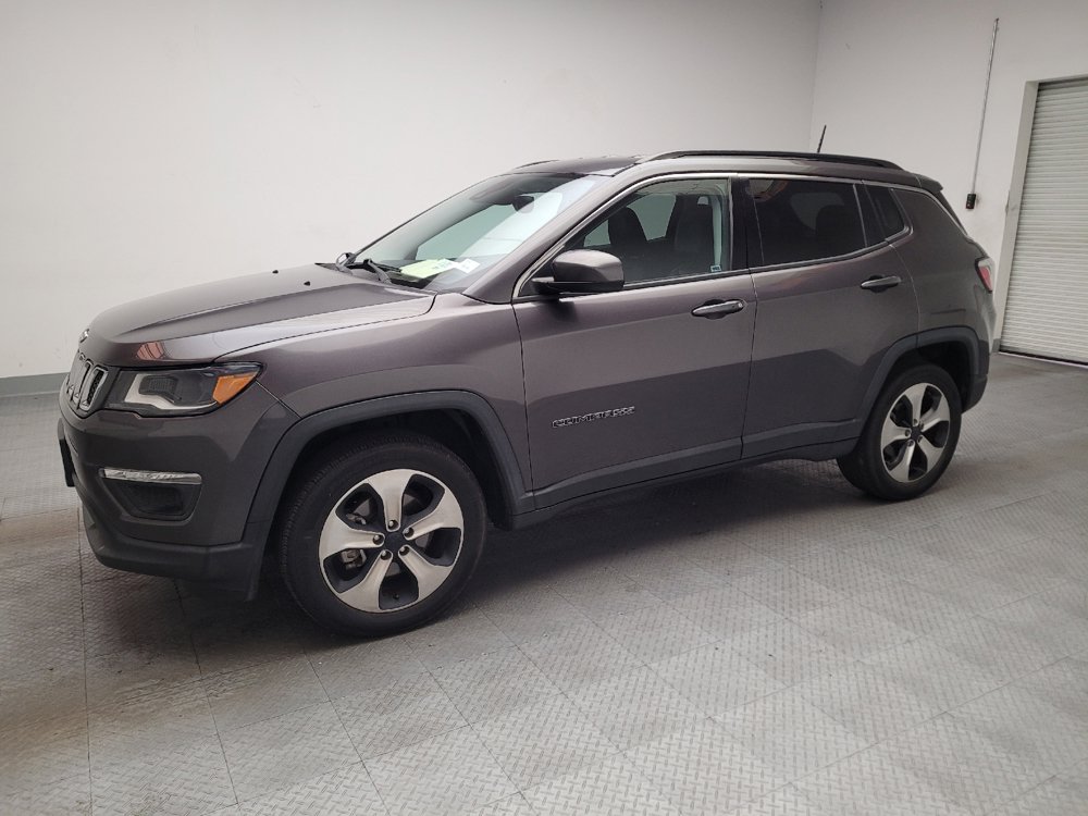 Used 2017 Jeep Compass Latitude w/ Safe & Security Group AWD/4WD image 2