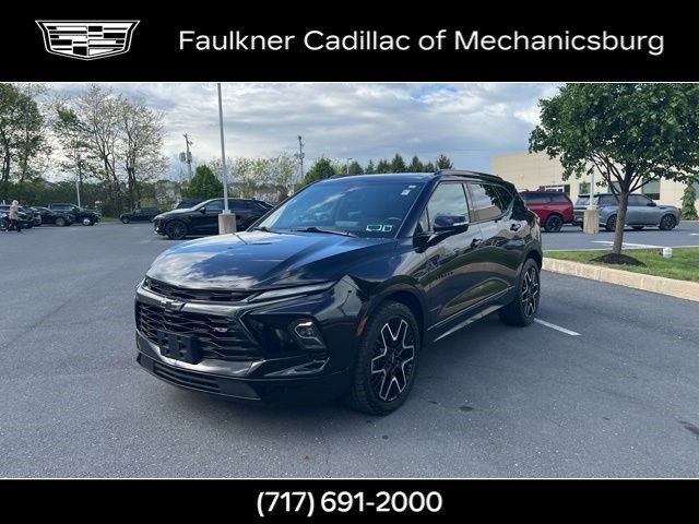 Used 2023 Chevrolet Blazer RS w/ Enhanced Convenience Package AWD/4WD image 10