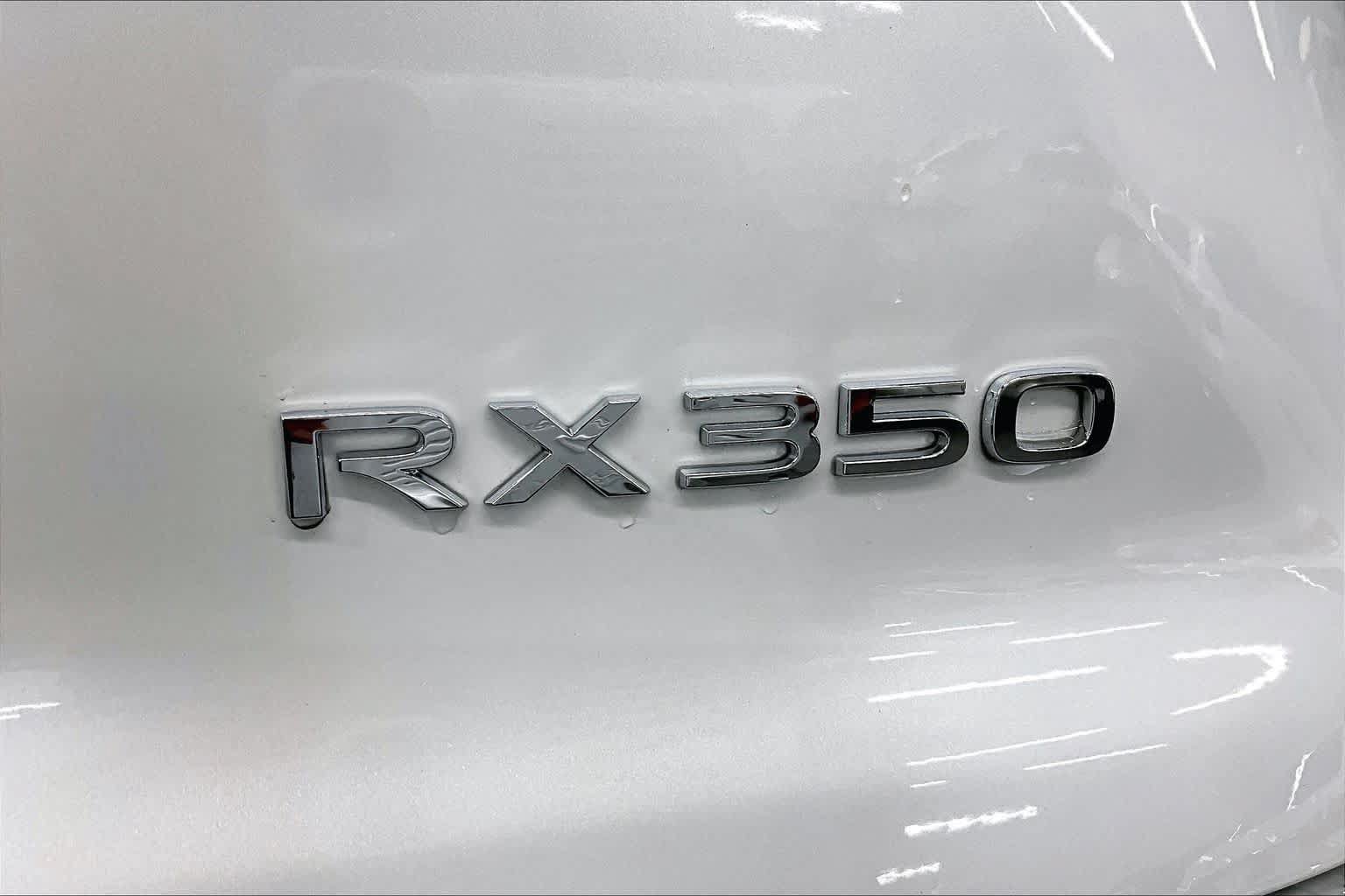 Used 2024 Lexus RX 350 Premium Plus w/ Cold Area Package FWD image 10