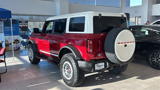 New 2026 Ford Bronco Outer Banks w/ Sasquatch Package image 5